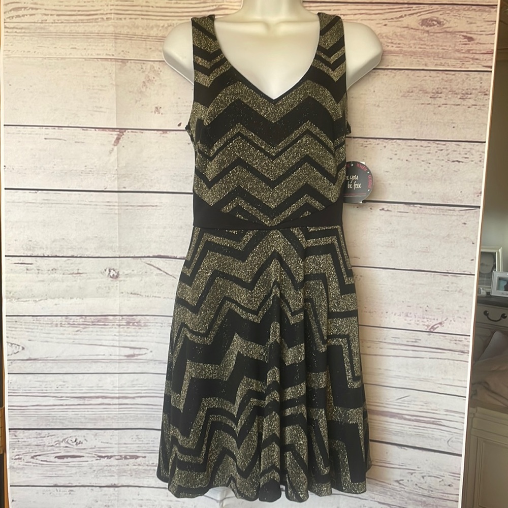 Black and gold NYE party dress